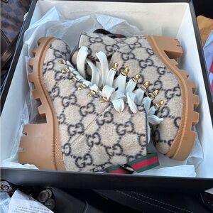 Gucci Beige and Tan Logo Boots